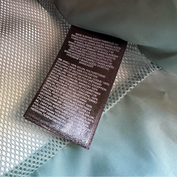 The North Face Green Women's Jacket - Picture 7 of 9